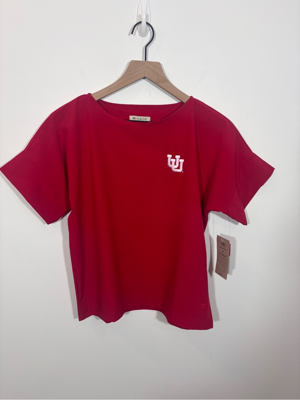 Albion Fit UTAH BOSS TEE, CRIMSON NWT Small University of Utah Crop - Picture 5 of 16